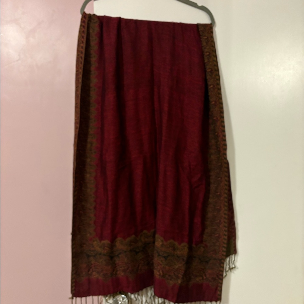 Colorful pashmina/scarf